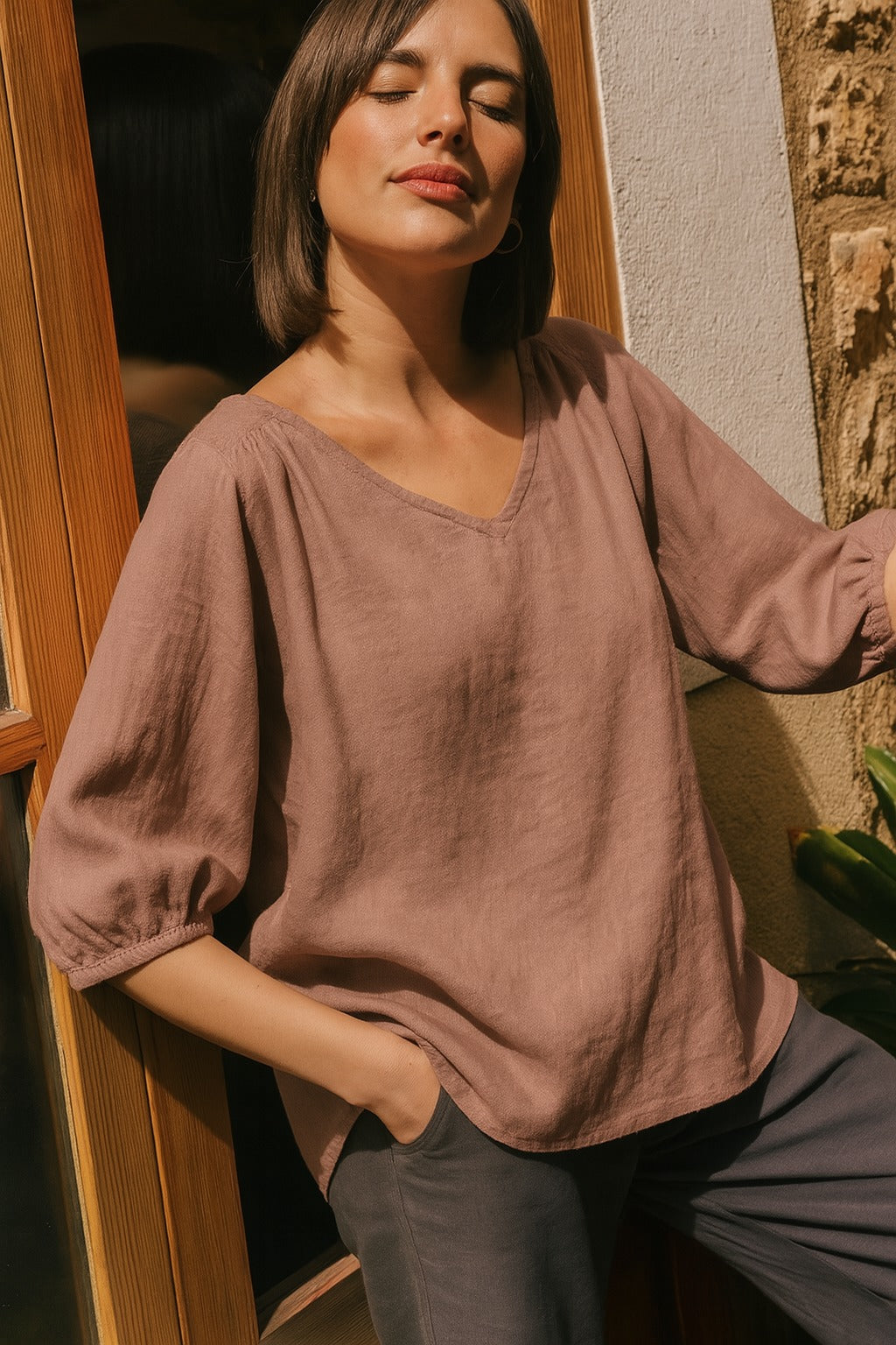 NORA HØRBLUSE